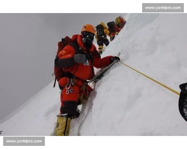 探索高山之巅的极限挑战与登山运动的健康魅力
